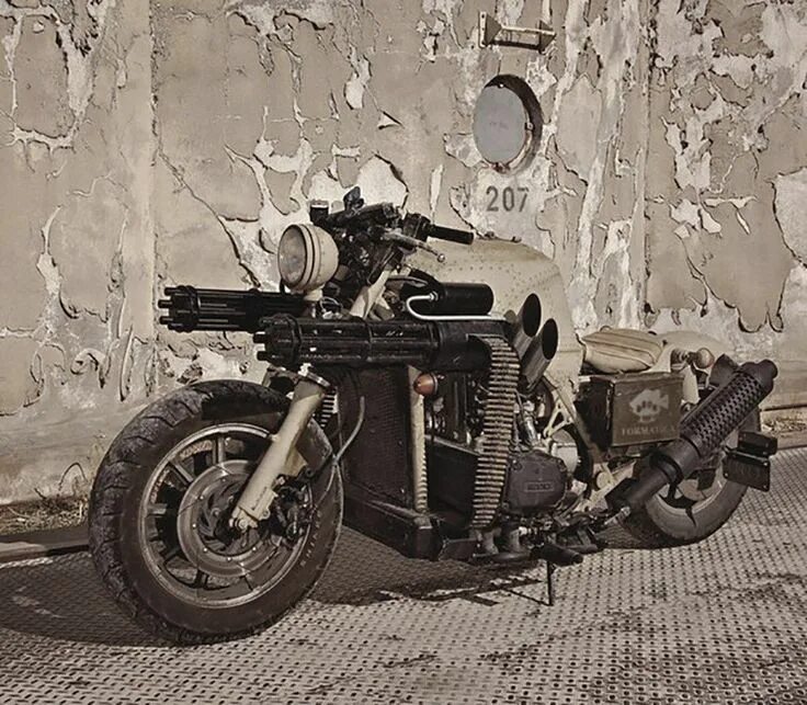 Мотоциклы апокалипсиса фото Pin by AndreevBrand on Bikes Goldwing motorcycles, Motorcycle, Zombie apocalypse