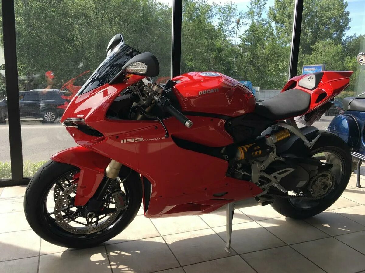 Мотоциклы б у цена фото Купить б/у Ducati 1199 Panigale инжектор 6 передач в Алматы: красный спорт-байк 