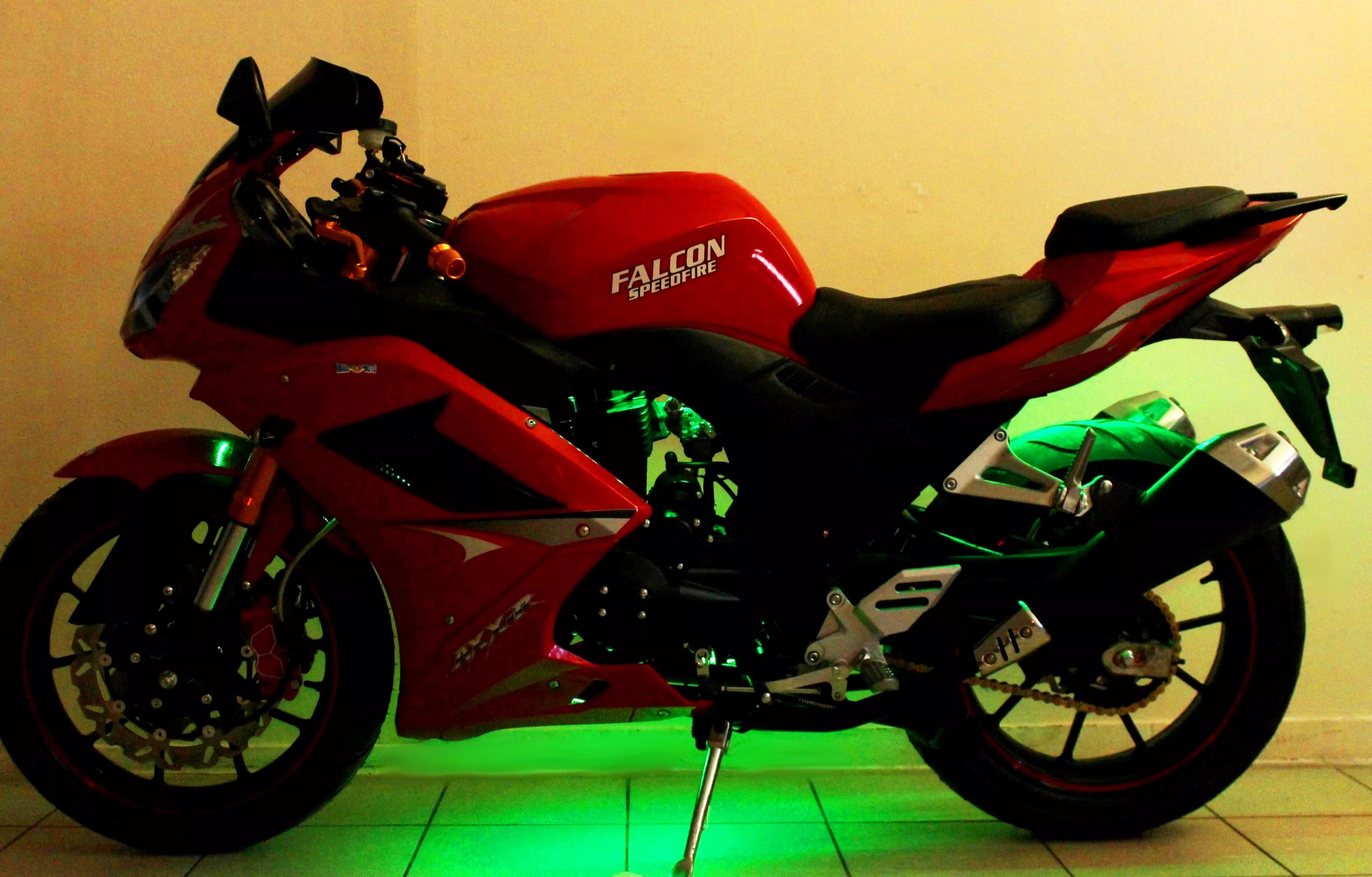 Мотоциклы бу фото Купить Мотоцикл FALCON SPEEDFIRE 250cc YH250-6D (STAHO SKYLINE) в магазинах Мото