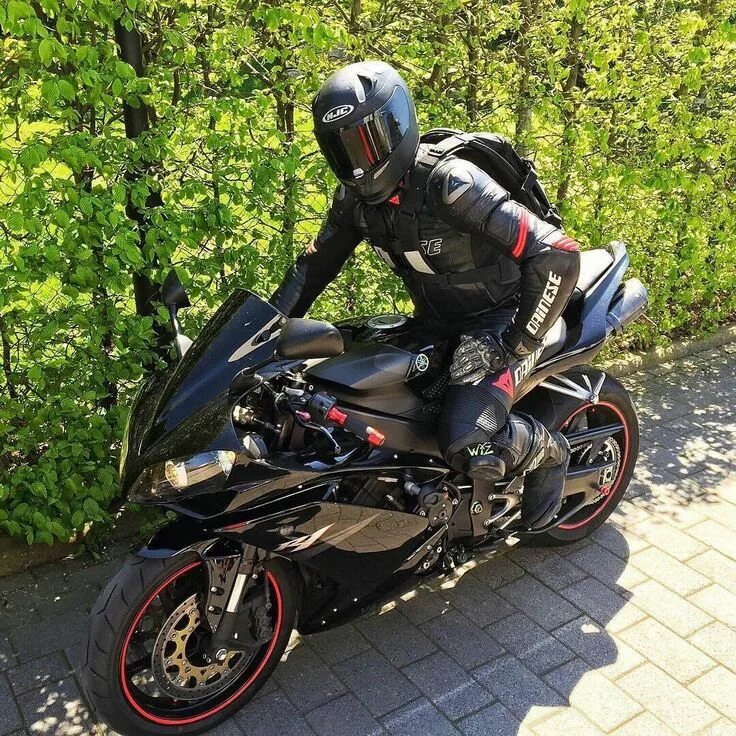 Мотоциклы частные фото Pin by Jaime Martin Lu00F3pez on guapos Bike leathers, Yamaha, Sport bikes