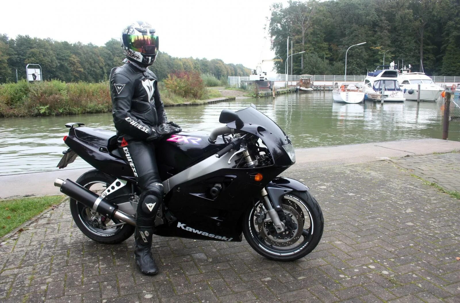 Мотоциклы частные фото Kawasaki Kawasaki ZXR400 - Moto.ZombDrive.COM