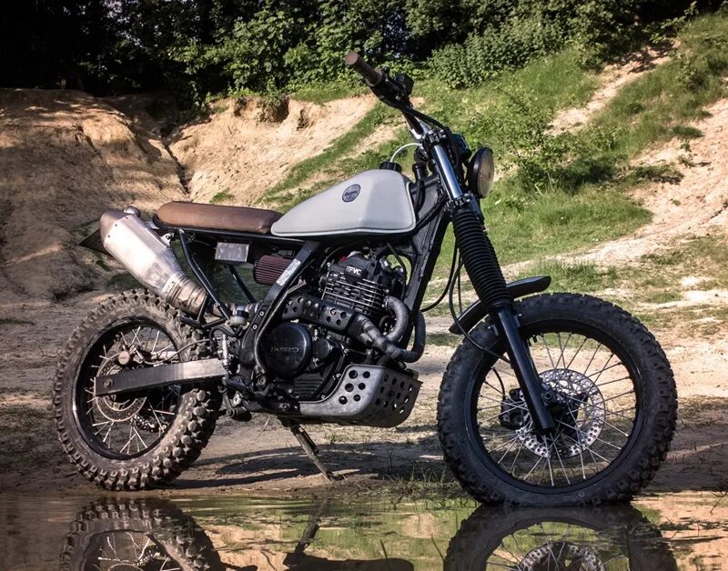Мотоциклы для бездорожья фото Honda NX650 Dominator / Поиск по тегам / БайкПост