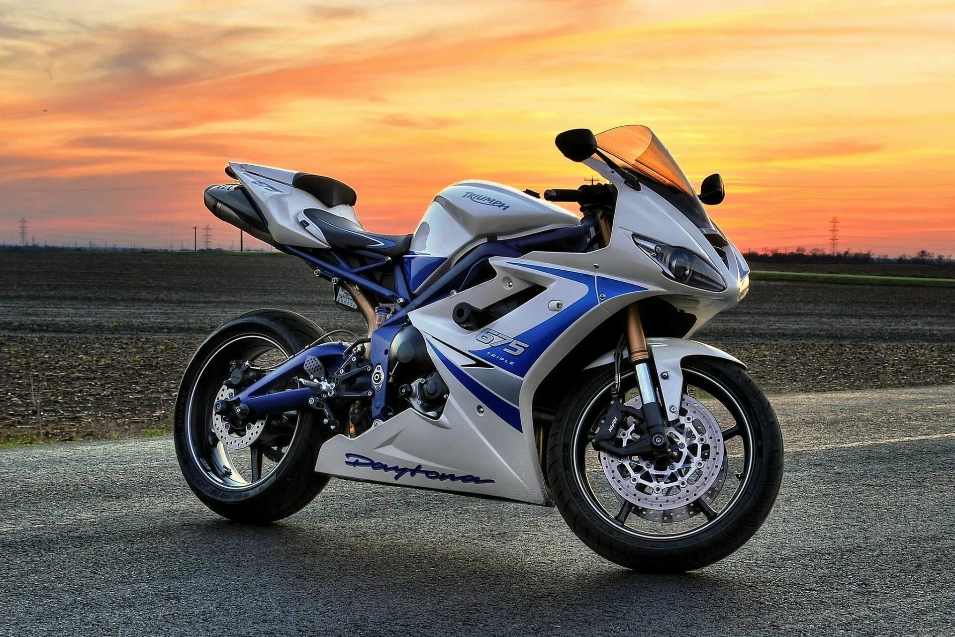 Мотоциклы фото картинки Daytona HD Wallpapers - Top Free Daytona HD Backgrounds - WallpaperAccess Triump