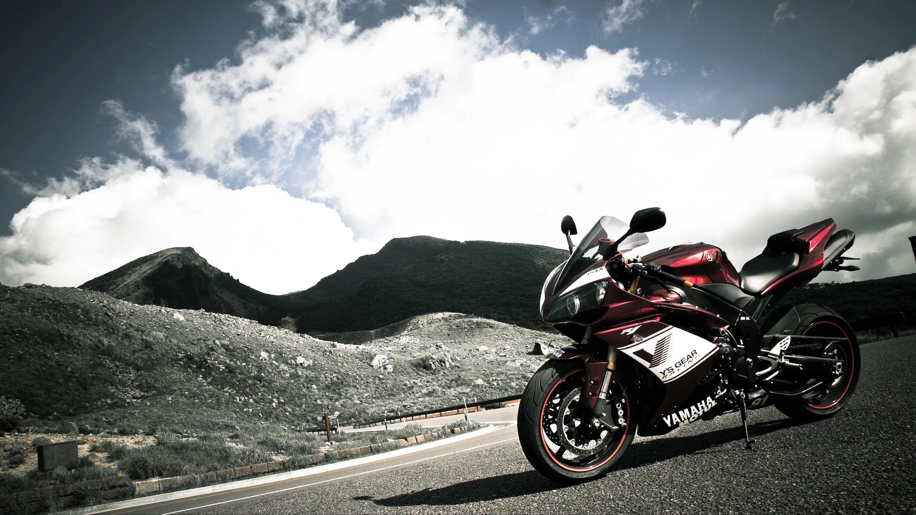 Мотоциклы фото на рабочий yamaha r1, motorcycle, sportbike 4k 4k HD Wallpapers Yamaha r1, Sport bikes, Yam