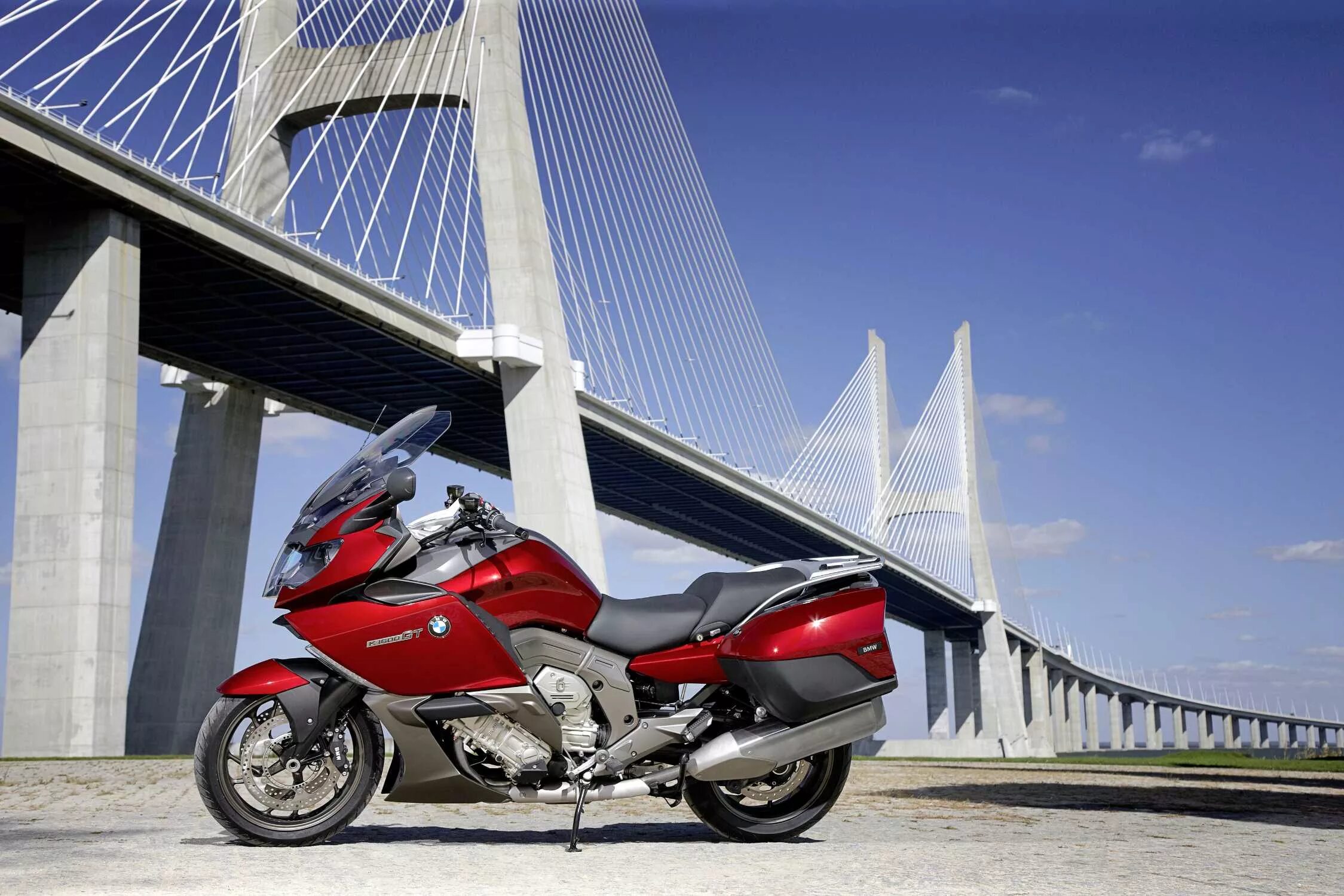 Мотоциклы гранд туризмо фото BMW K 1600 GT (10/2010)