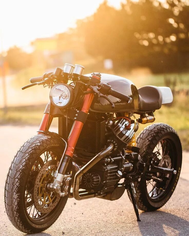 Мотоциклы кафе рейсеры фото @caferacernz Cafe racer build, Bmw cafe racer, Custom cafe racer