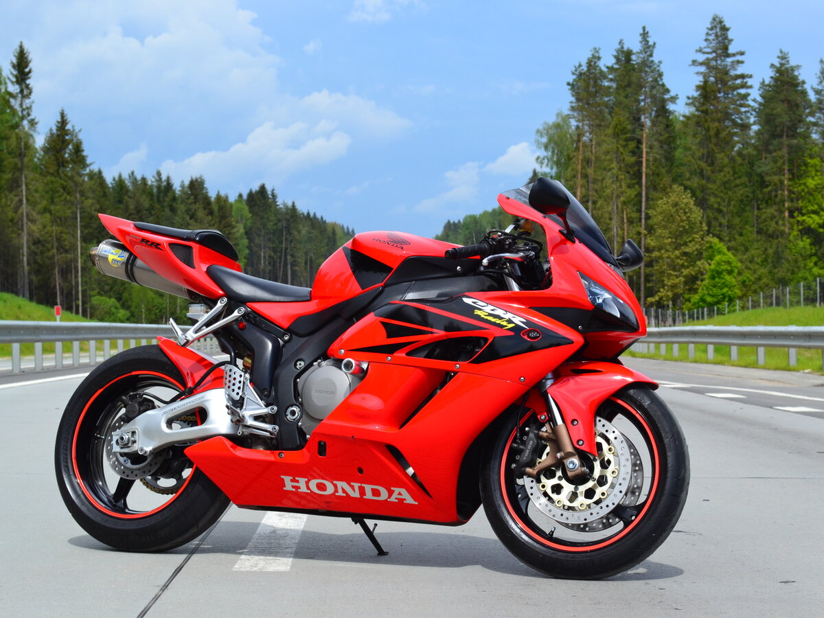 Мотоциклы купить фото Купить б/у Honda CBR 1000 RR/RA Fireblade инжектор 6 передач в Минске: красный с