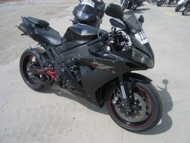 Мотоциклы цена и фото на авито Объявления / авто объявления / Спорт-байк Yamaha YZF-R1C 2006г/Краснодар