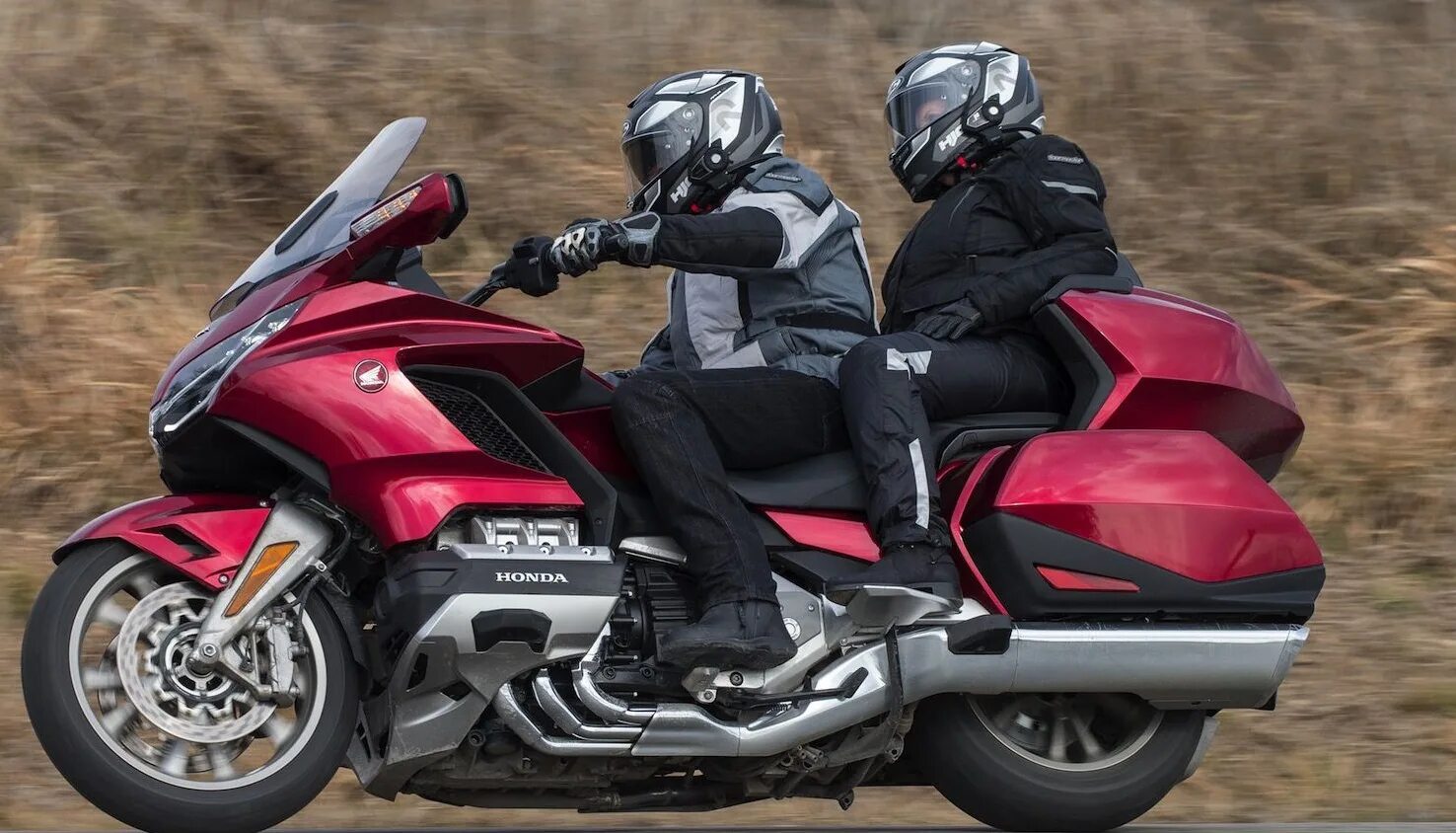Мотоциклы турист фото Туризм - Honda
