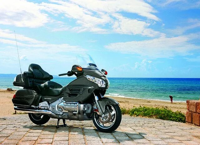 Мотоциклы турист фото Honda Goldwing 2012 Motorbikes, Goldwing, Cute photos