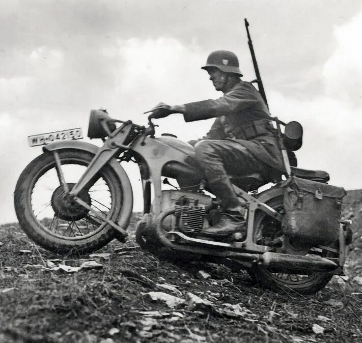 Мотоциклы второй мировой фото Pin on Motorräder & Mofas