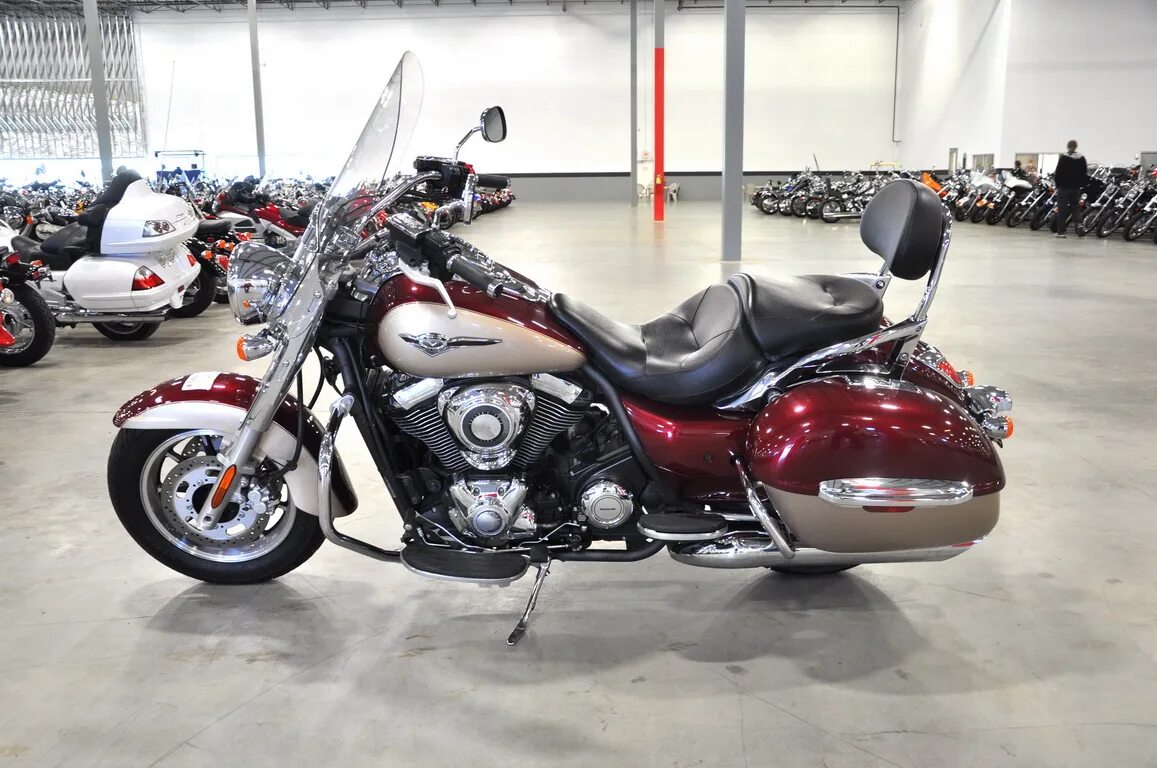 Мотоциклы японии фото Купить мотоцикл Kawasaki Vulcan1700 Nomad: японский мотоцикл Kawasaki Vulcan1700