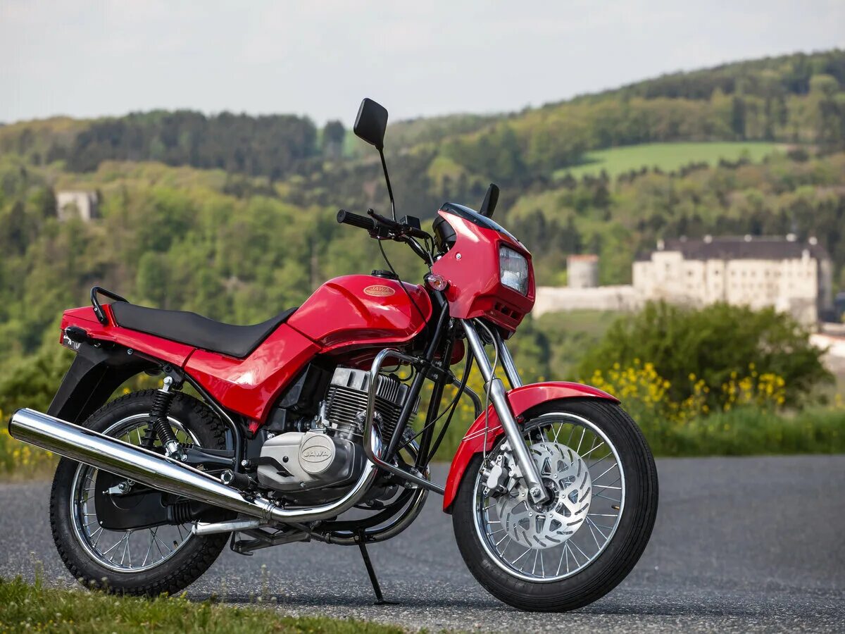 Мотоциклы ява все модели фото и цены Купить новый Jawa 350/640 карбюратор 4 передачи в Москве: красный дорожный 2018 