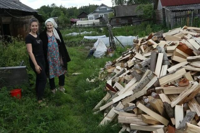Моя деревня хабоцкое фото жителей 84-летнему ветерану волонтеры помогли убрать дрова в Тверской области АиФ Тверь