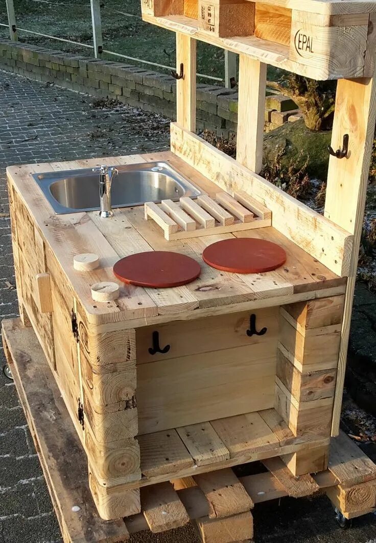 Мойка из поддонов для дачи своими руками Matschküche aus Paletten mit Schlauchanschluß - Etsy Küche aus paletten, Kochen 