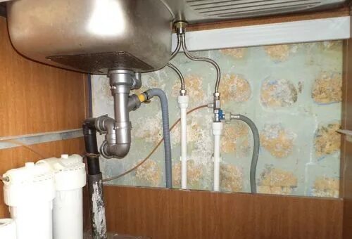 Мойка на кухне подключение воды Ответы Mail.ru: Вопрос касаемо подключения смесителя на кухне.