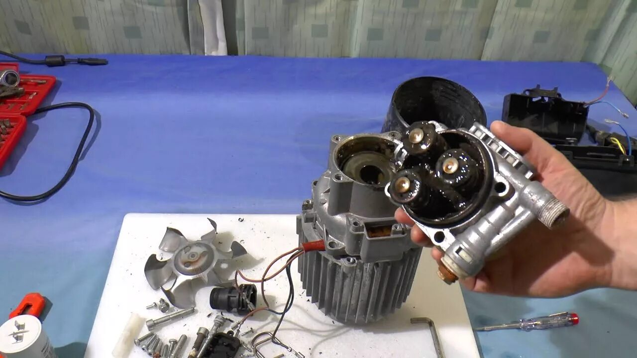 Мойка высокого ремонт своими Karcher pressure washer teardown - YouTube