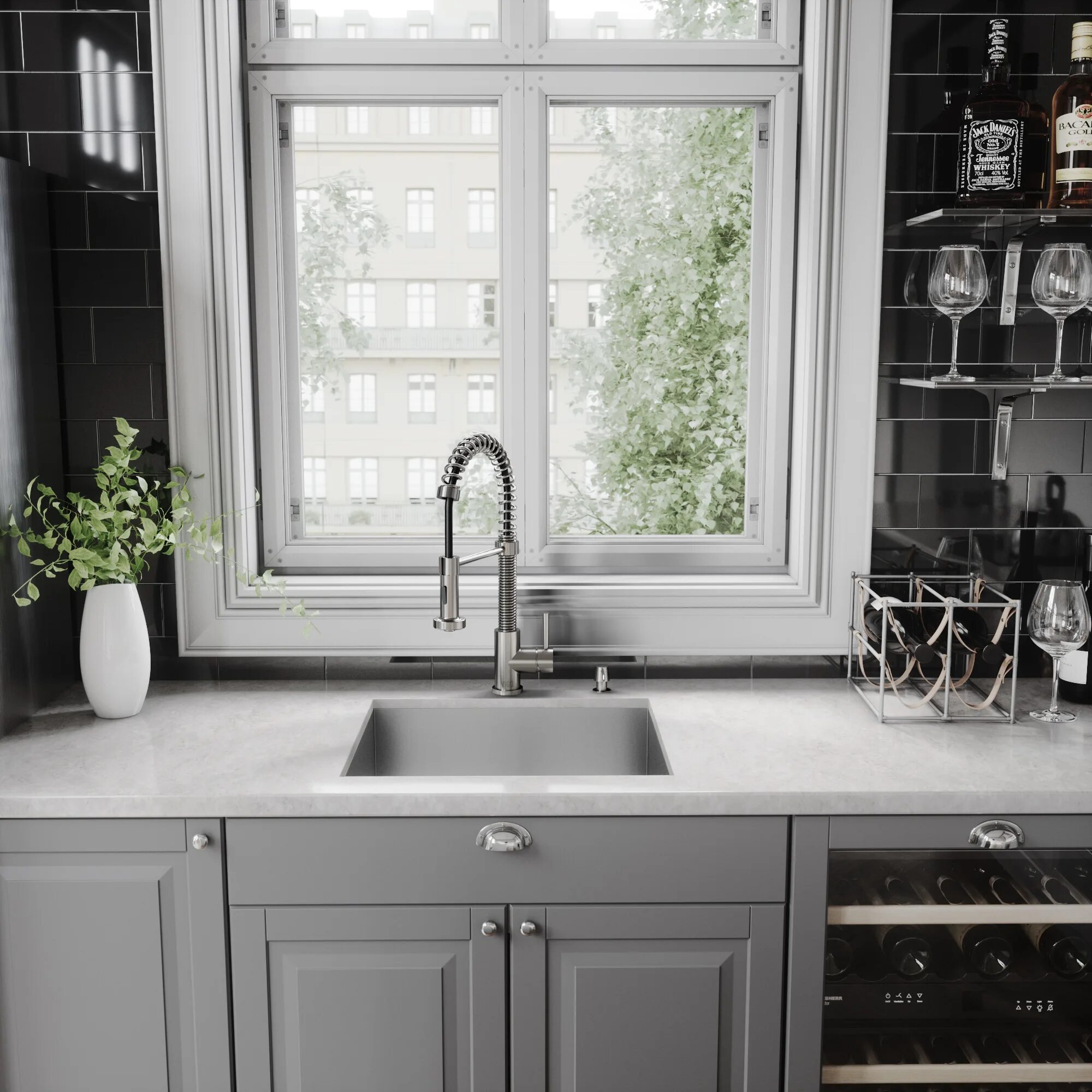 Мойки под окном фото Кухонный смеситель Vigo VG02001K2 с одной ручкой и дозатором мыла, stainless ste
