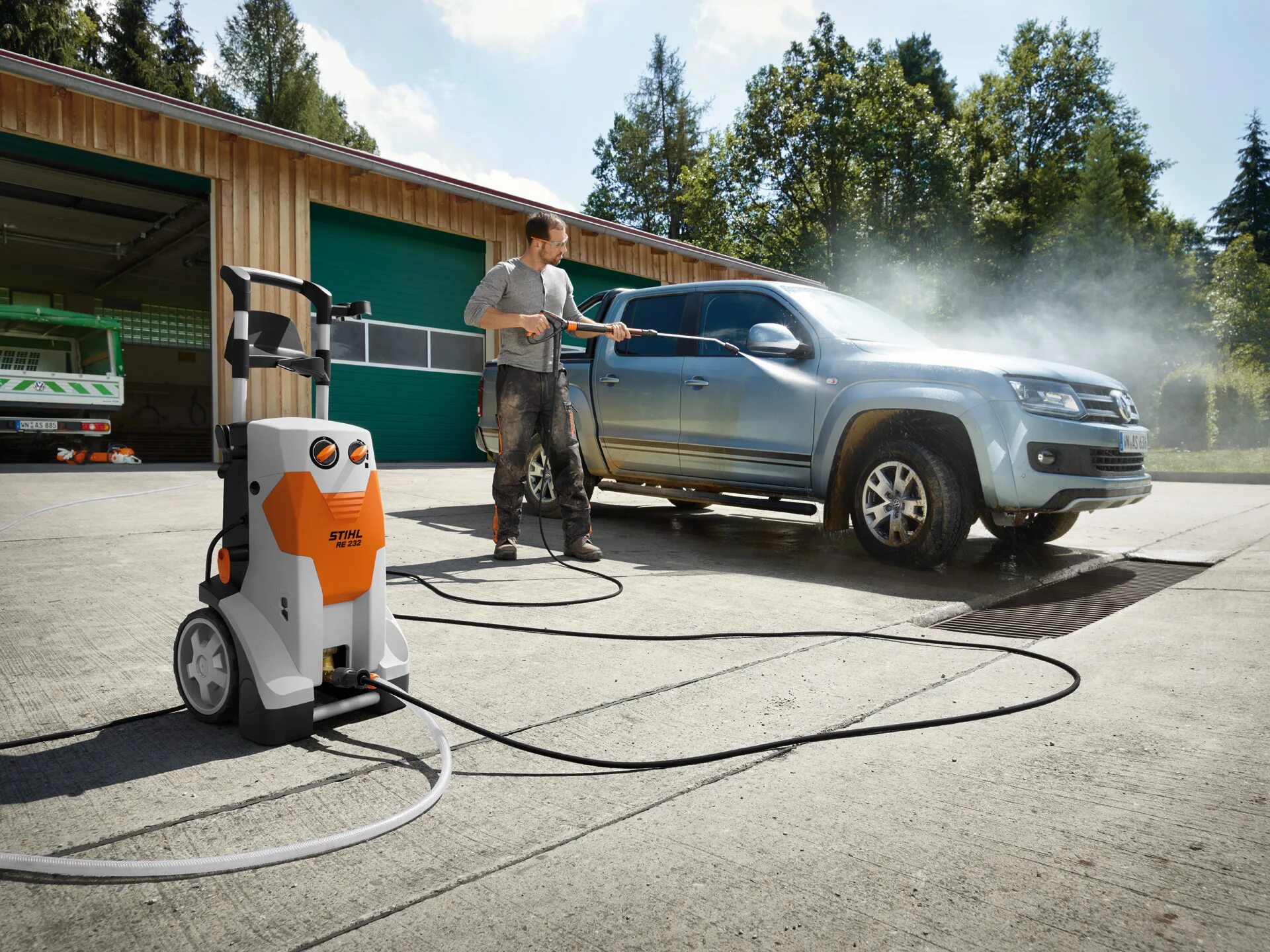Моющие машины фото Buy the RE 232 High-pressure Cleaner Online STIHL