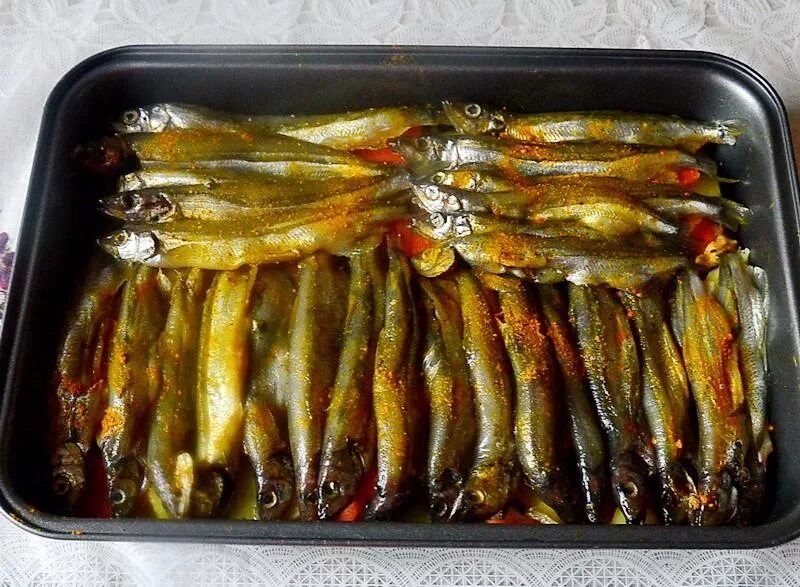 Мойва в духовке фото Мойва с картошкой в духовке рецепт с фото пошагово - 1000.menu
