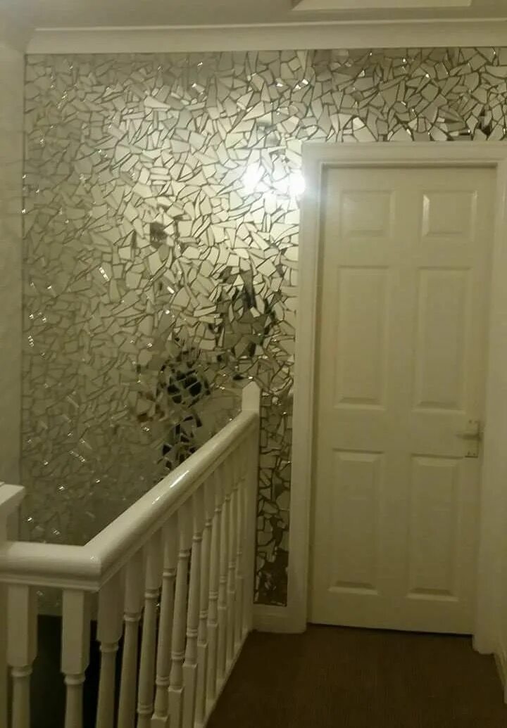Мозаика в интерьере прихожей #Walltiles #mosaicmirror #mosaic #modern #luxury #home #decor #homedecor Broken 