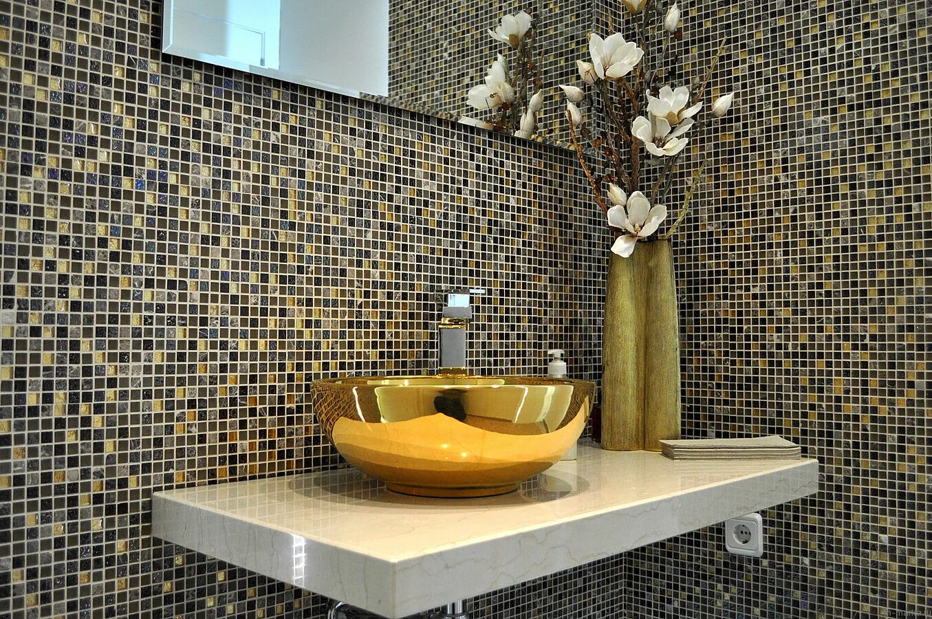 Мозаика в комнате фото Плитка Onix Mosaico Crystone купить в Санкт-Петербурге