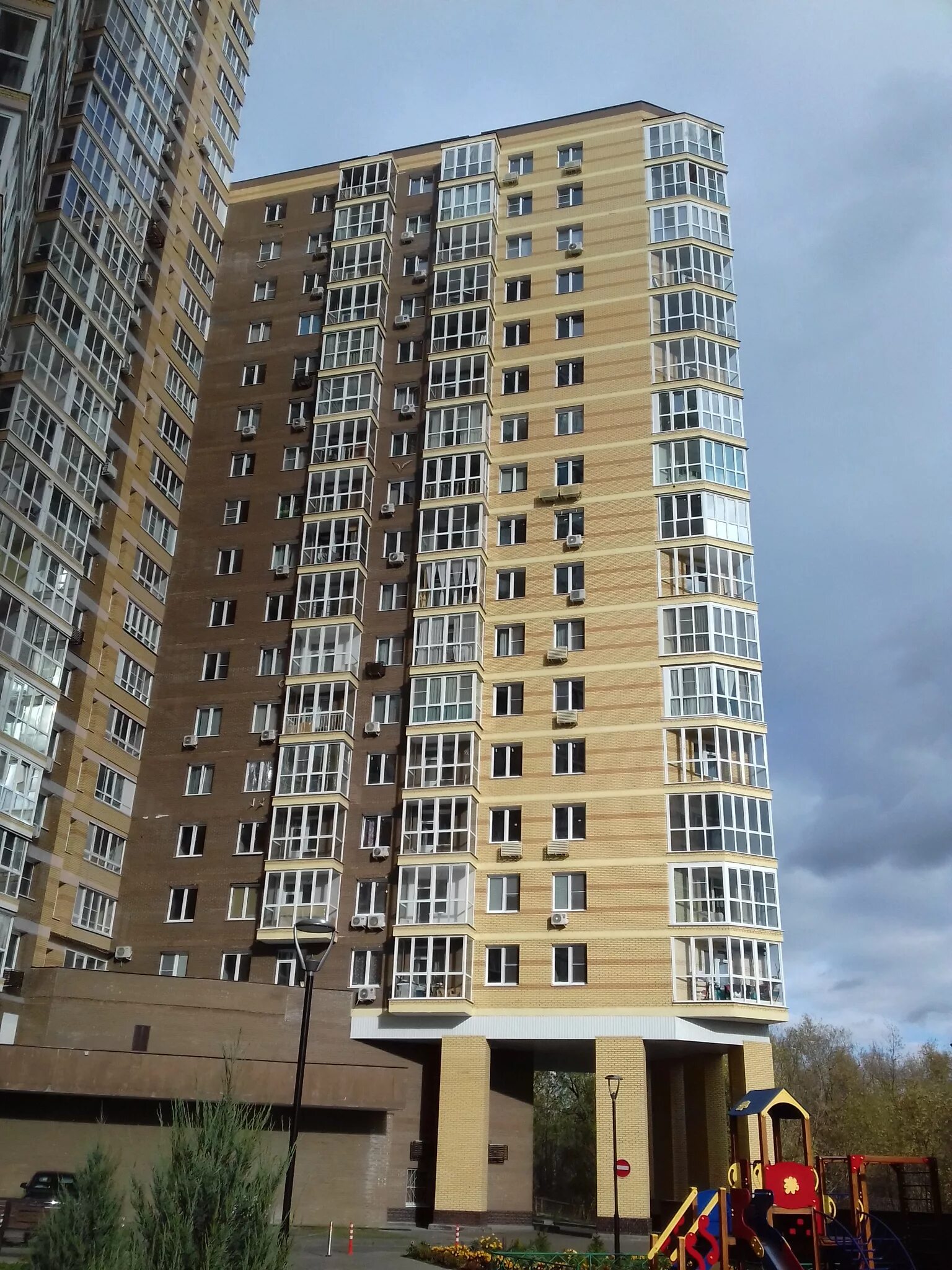 Народный 3 я озерная ул 2 фото Озёрная ул., 9 корпус 3 - Москва многоквартирный жилой дом, строение 2018 года