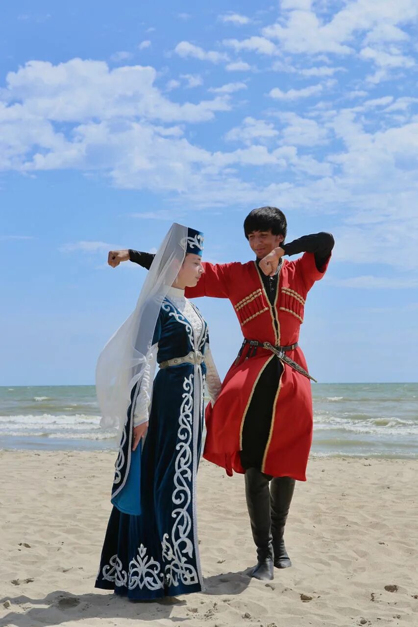 Народный костюм дагестанцев фото Праздник национального костюма "Поэзия народного костюма"