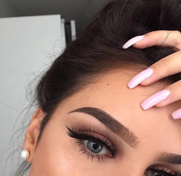 Нарощенные брови фото ☼ ☾ pinterest Itsmypics Eyebrow makeup, Skin makeup, Face makeup