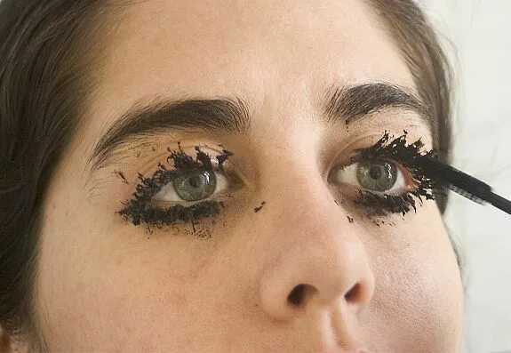 Нарощенные ресницы духовка фото makeup makeup makeup Bones funny, Makeup humor, Funny