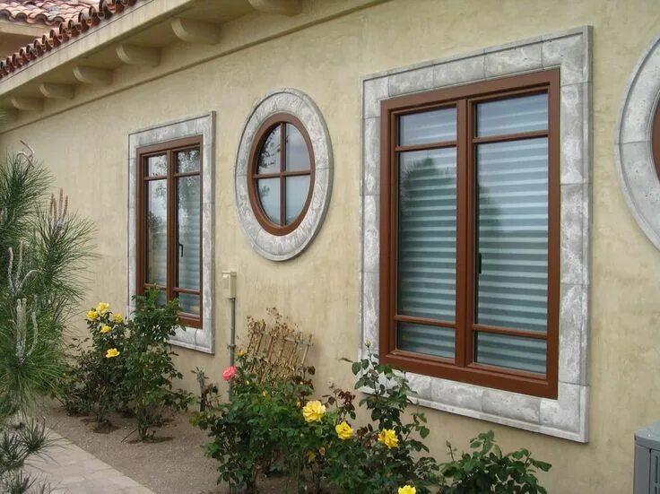 Наружное оформление окон частного дома Pin by Melanie Spooner on Yuma house Window trim exterior, Window design, Window