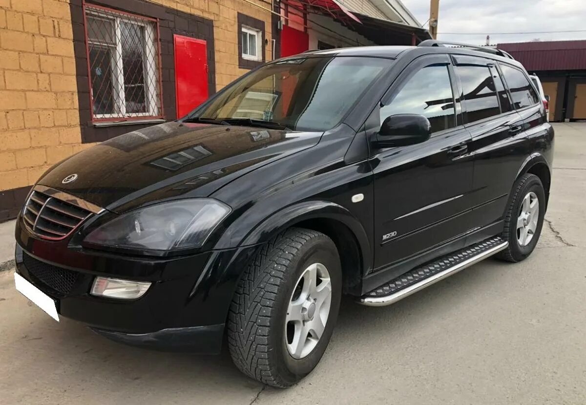 Наружный тюнинг автомобиля санг енг курон Пороги с накладным листом для автомобиля SsangYong Kyron арт. SYKR.05.41 .Купить