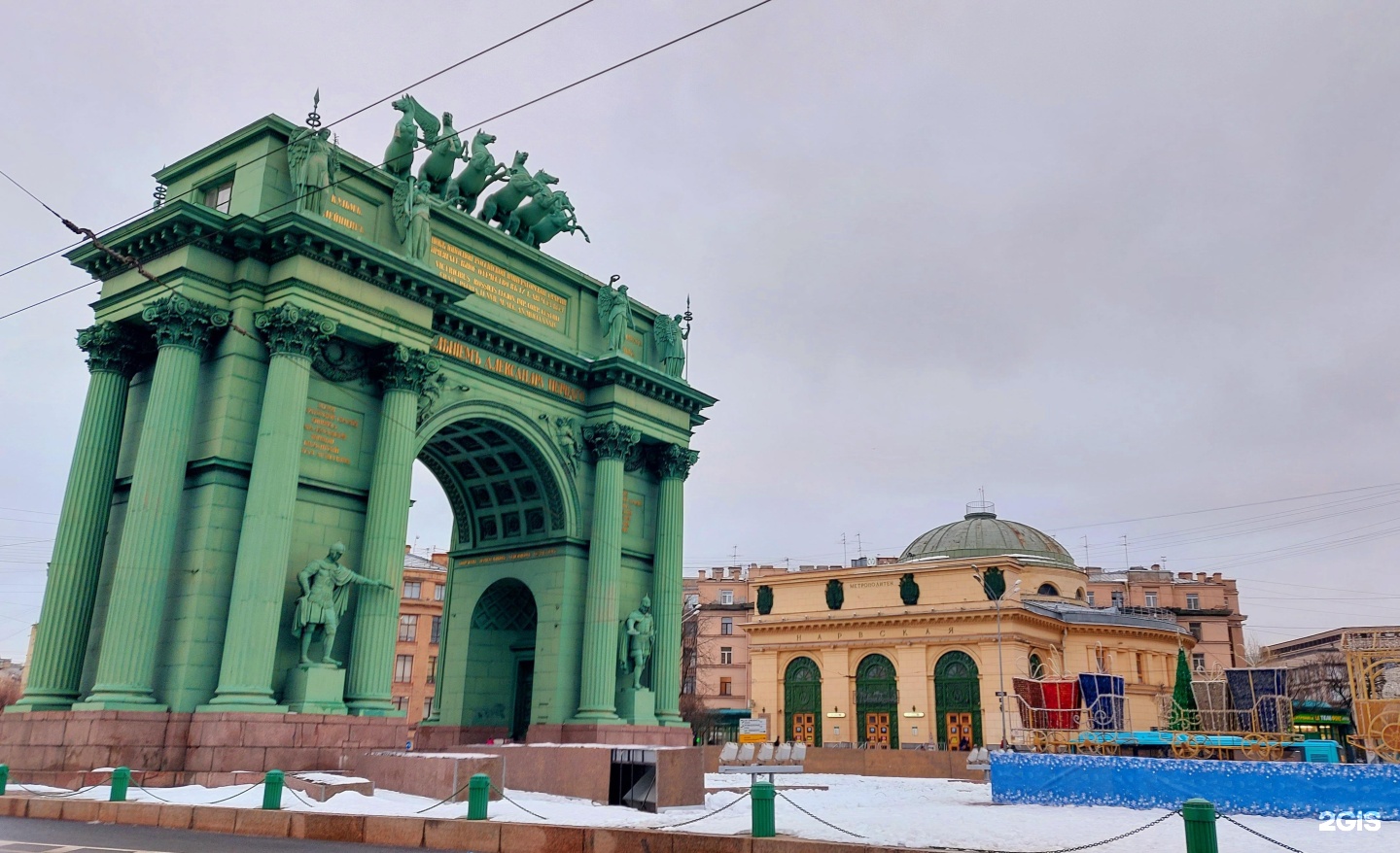 Нарвская площадь стачек 2 санкт петербург фото Станция метро Нарвская, Первая линия в Санкт-Петербурге - 2ГИС