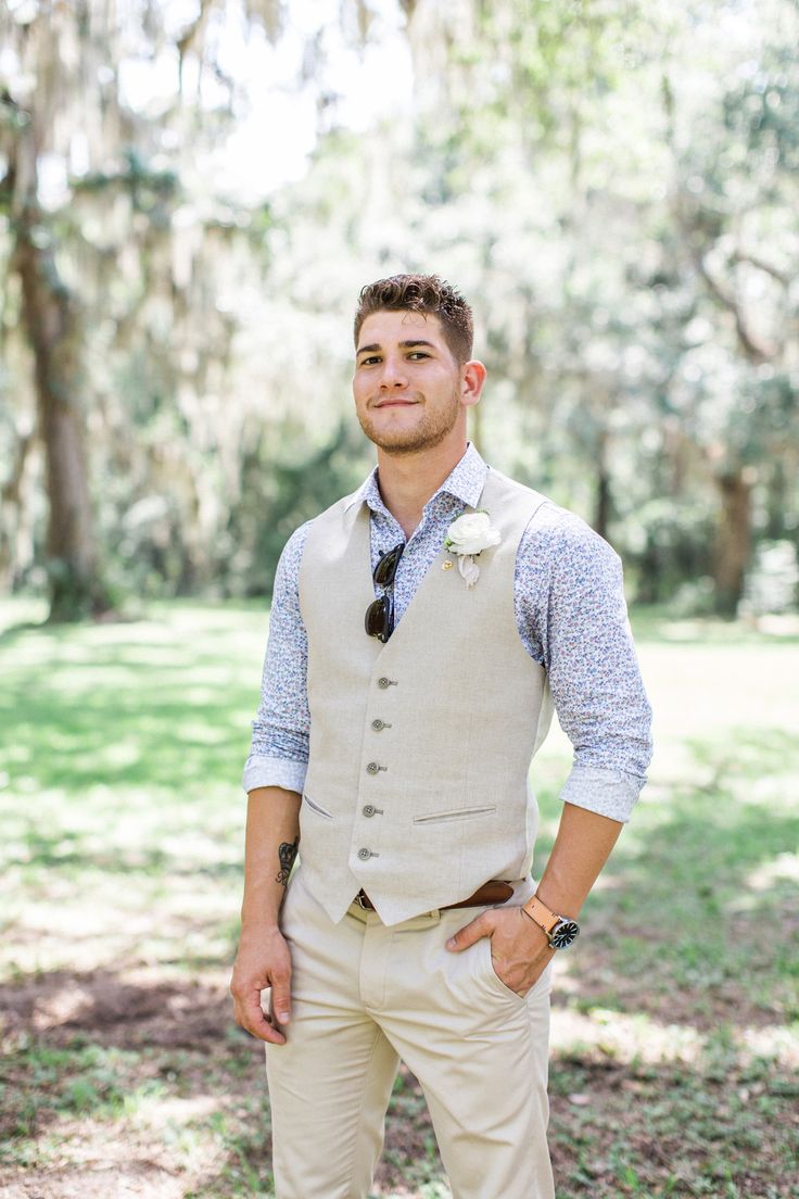 Наряд жениха на свадьбу 2024 фото This Florida Wedding Is Bursting With Beautiful Boho Details Casual wedding atti