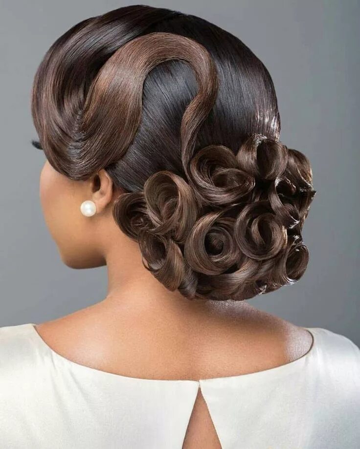Нарядные прически Элегантные прически на выпускной 2019 Black wedding hairstyles, Elegant wedding 