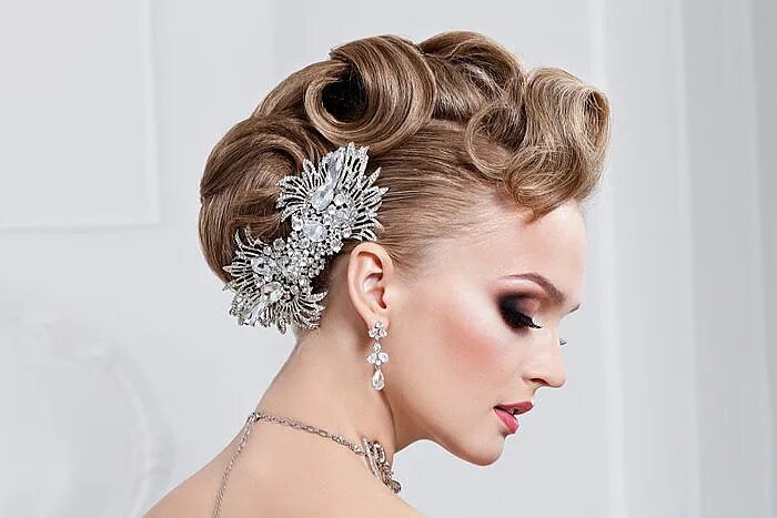 Нарядные прически Свадебные прически 2022 - Jewellery Mag