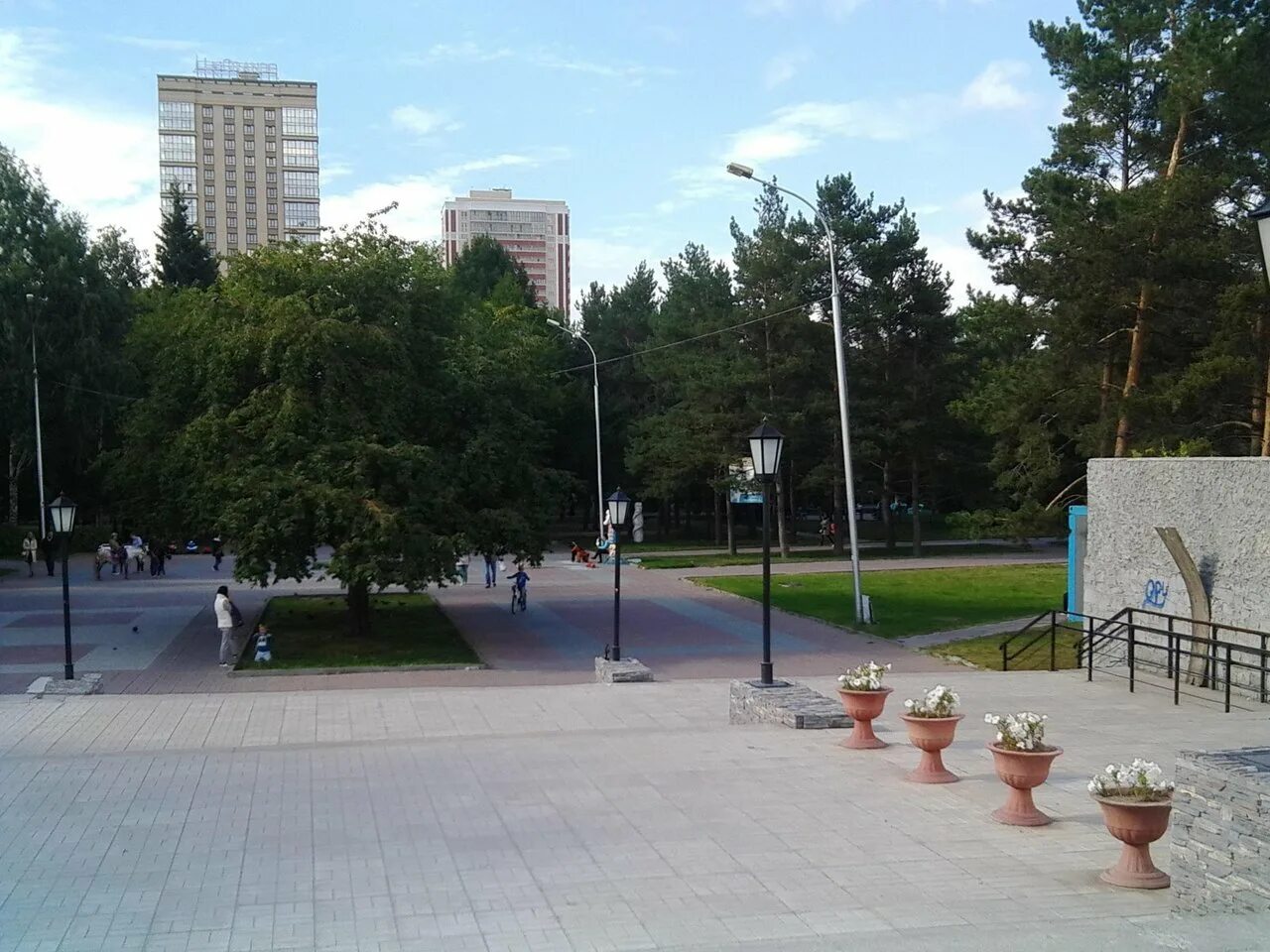 Нарымский сквер новосибирск фото Митинг в Новосибирске