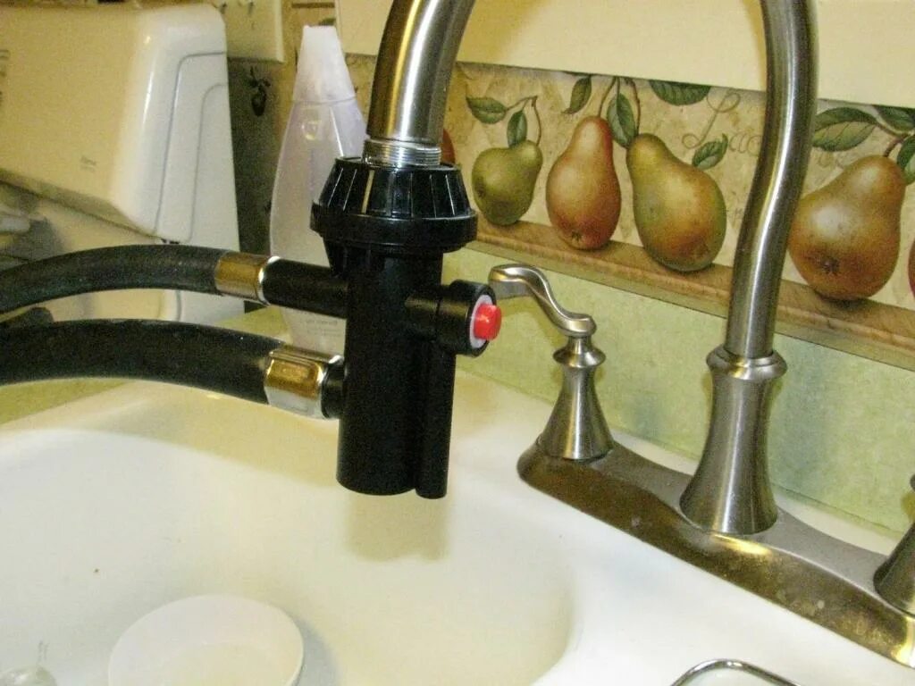 Насадка на кран для подключения стиральной машины installation - run compact dishwasher drain pipe into kitchen sink - Home Improv