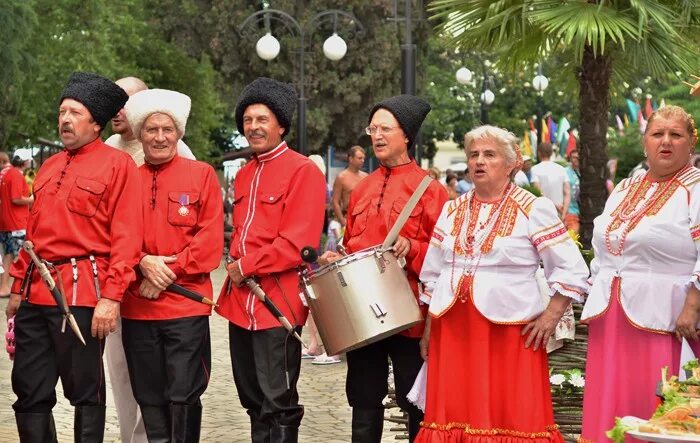 Население краснодарского края фото Как в Адлере курортный сезон встречали
