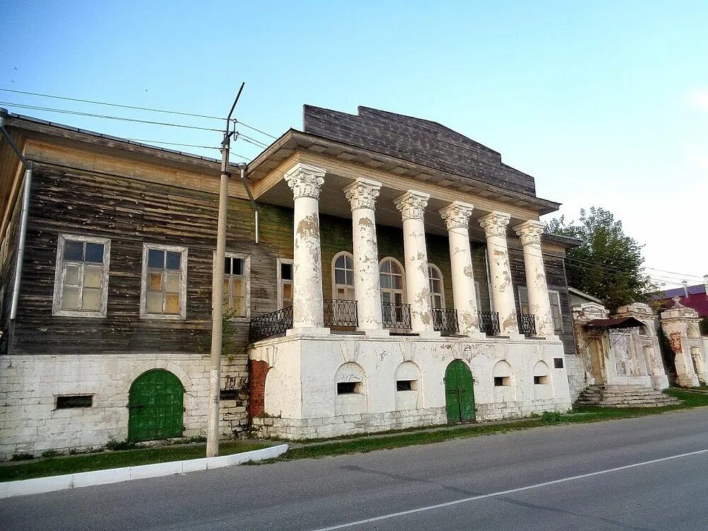 Наш дом набережная ул 2 касимов фото Пожар уничтожил памятник культуры: фото сгоревшего дома Барковых в Касимове