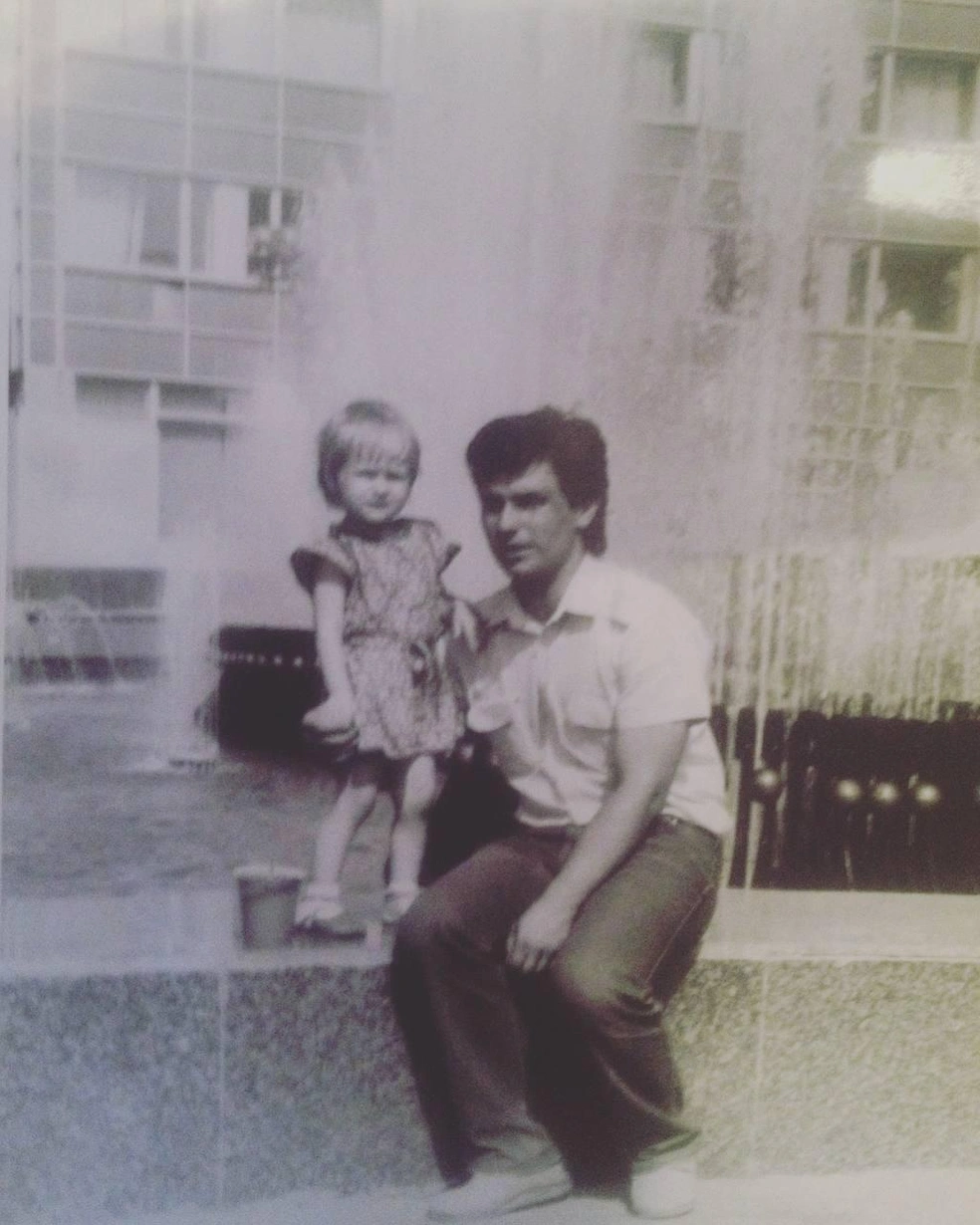 Наталья шишинина жена александра шишинина фото Дочь убитого продюсера "Комбинации" Александра Шишинина рассказала о сериале и о