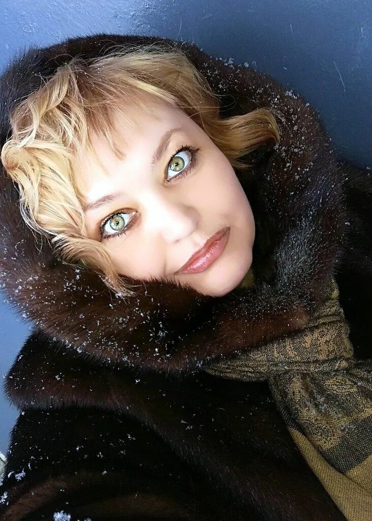 Наталья тольятти фото Pin van Мех Bампир op Fur Pins Real Ladies - No Model 45