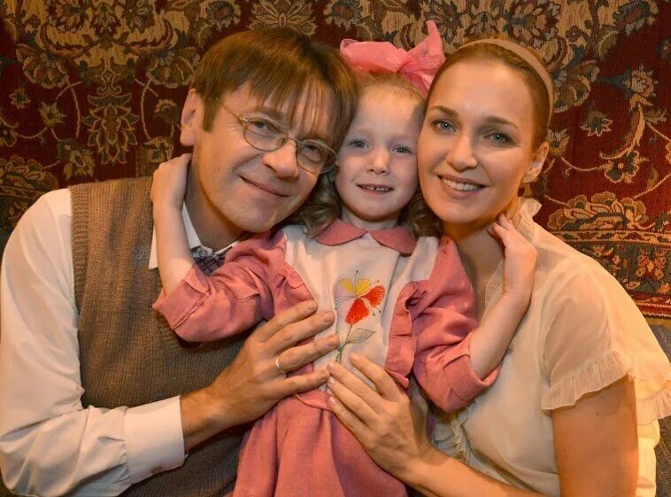Наталья жизнь муж дети фото Фото: Мать-и-мачеха / Кадр из сериала "Мать-и-мачеха" (2012) #2344323