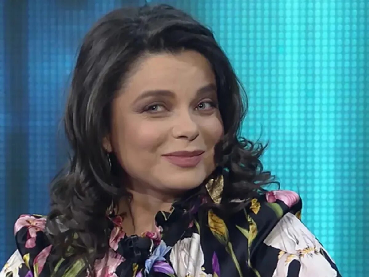 Наташа королева фото сейчас 2024 год "Это точно она?": опухшая и постаревшая Наташа Королева ошарашила фанатов на све