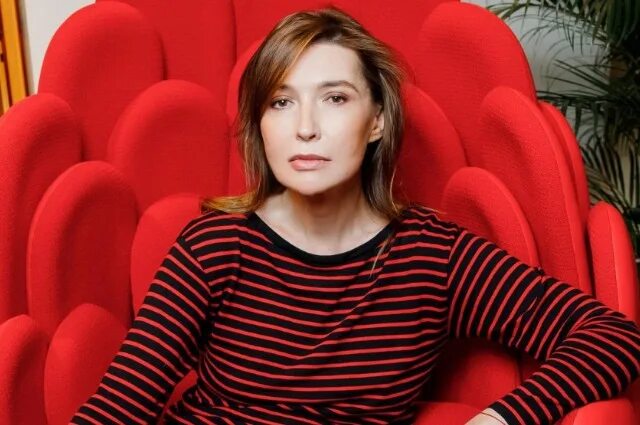 Наташа максимов фото Трансгендерная женщина Наташа Максимова дала интервью Ксении Собчак о каминг-аут
