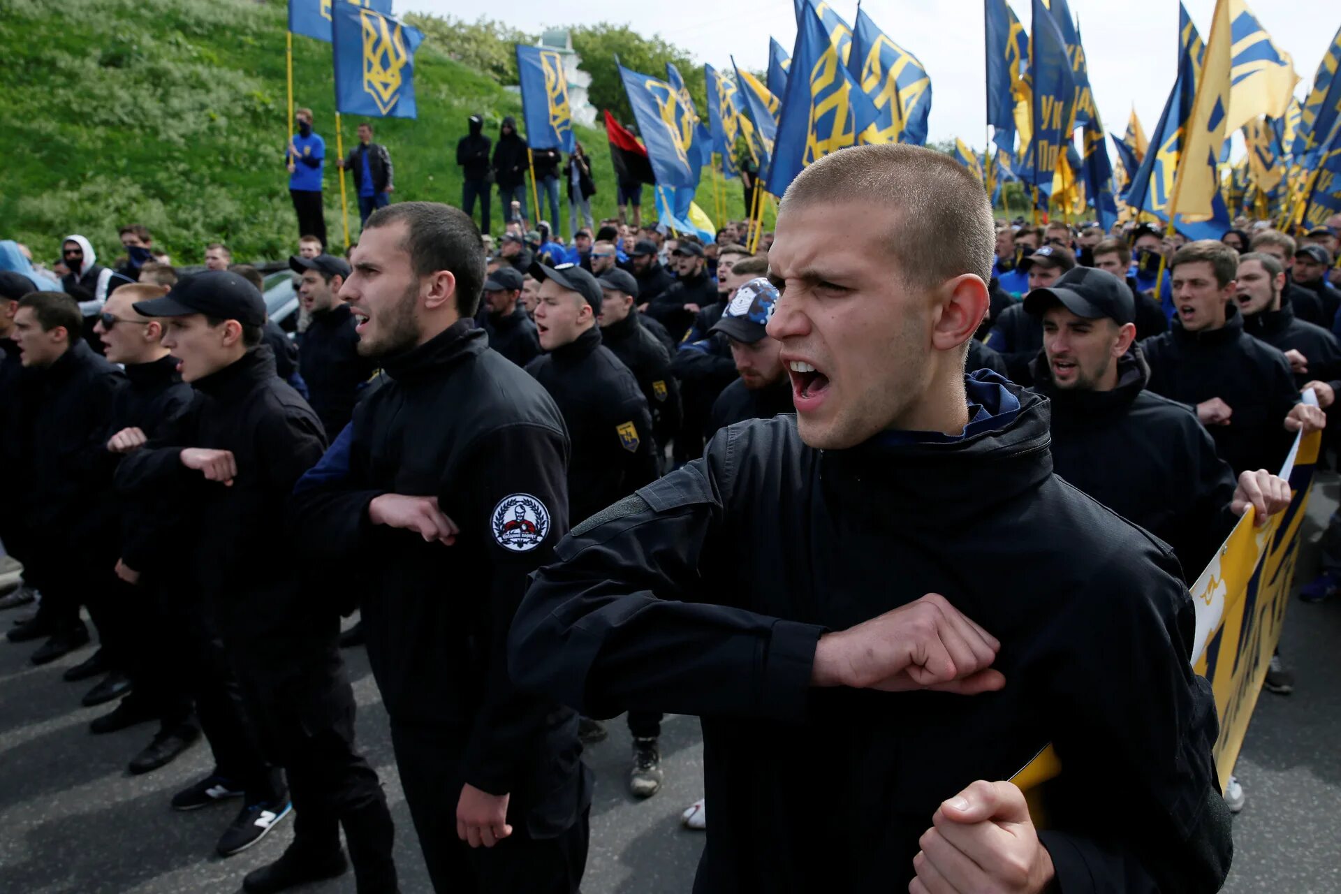Националисты с западной украины фото Историческое лавирование: как тема Второй мировой войны становится объектом поли
