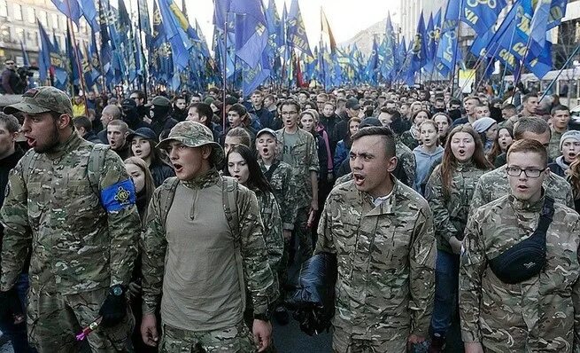 Националисты с западной украины фото Национализм в Украине поддерживают на государственном уровне - Евгения Васильевн