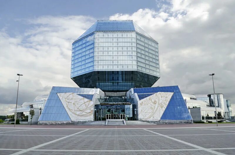 Национальная библиотека беларуси минск фото Заведующий библиотекой академии принял участие в вебинаре, организованном Национ