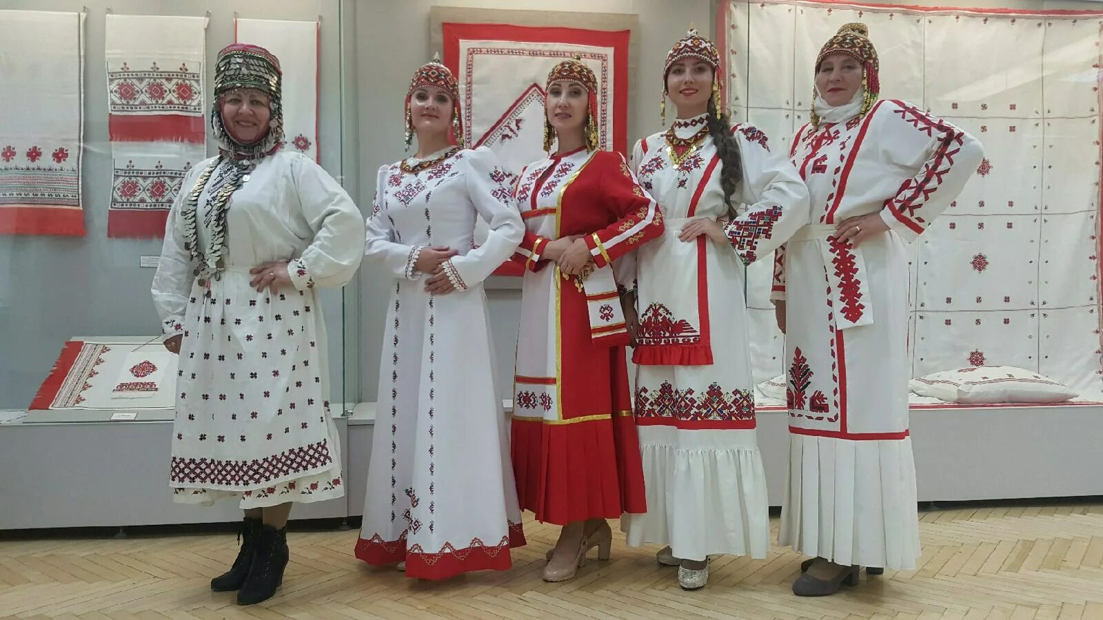 Национальная одежда чувашей фото Союз женщин Чувашии помогает хранить национальные традиции Полномочное представи