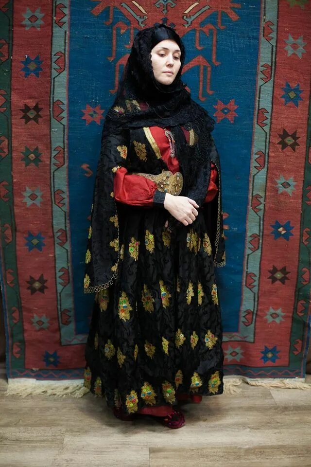 Национальная одежда дагестана женская фото Pin su Folk Dress - Europe